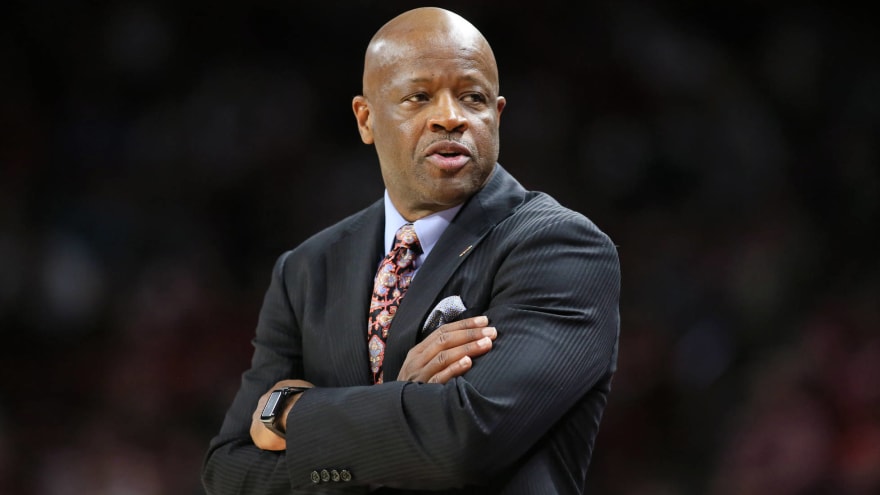 Arkansas Fires Head Basketball Coach Mike Anderson Yardbarker
