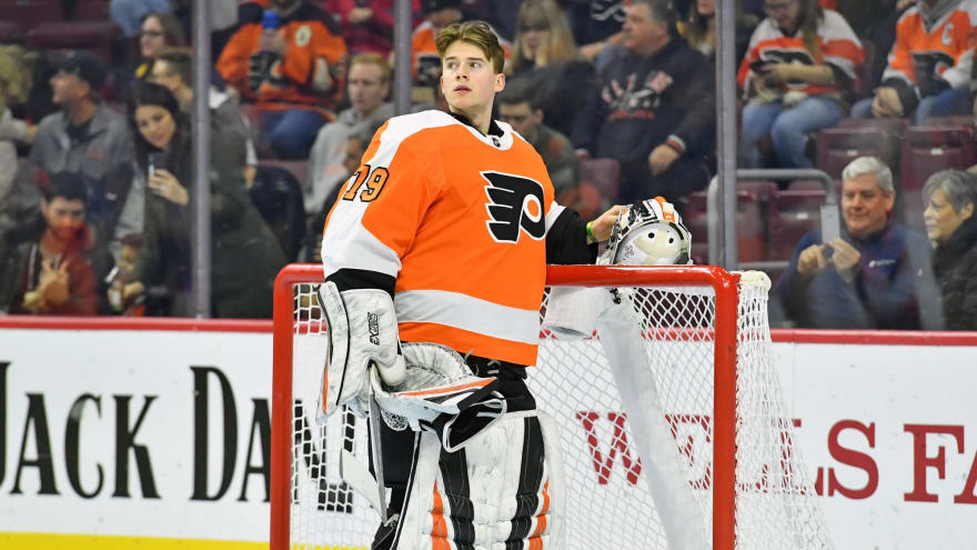 Flyers Carter Hart Has Fans Daring To Dream Yardbarker