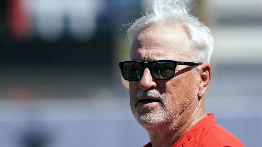Joe Maddon Defends Giants Pitcher Throwing At Mike Trout S Head Yardbarker