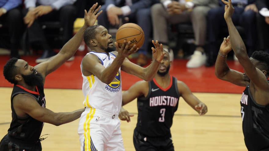 Watch Chris Paul Gets Away With Vicious Cheap Shot On Kevin Durant Yardbarker