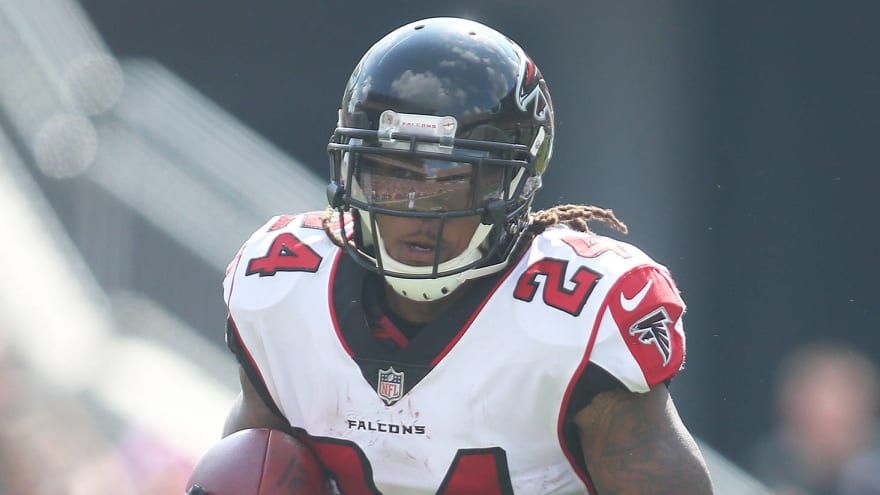 Devonta Freeman Willing To Sit Out Season Without Right Offer