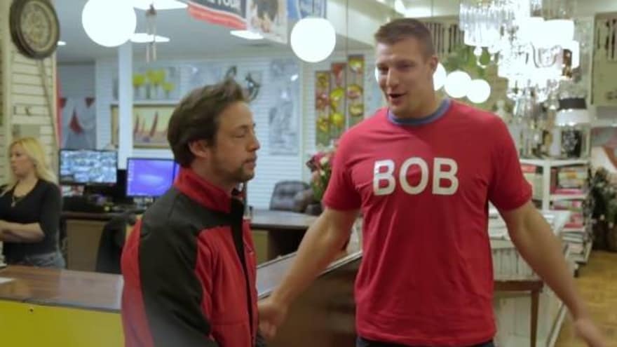 Gronk Surprises Single Mom With Furniture Delivery Yardbarker