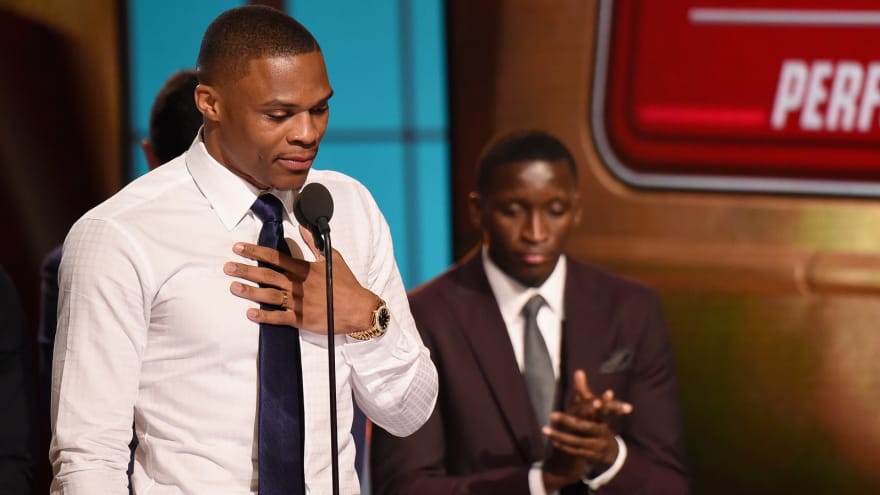 Russell Westbrook Gets Emotional Thanking Family In Mvp Speech
