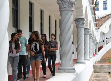 Study Abroad Reviews for Middlebury Schools Abroad: Middlebury in Belo Horizonte