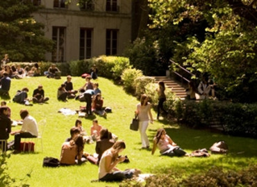 Study Abroad Reviews for Sciences Po: Paris - Direct Enrollment & Exchange