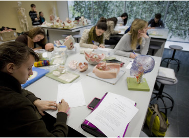 Study Abroad Reviews for CEU San Pablo University: Madrid -  Practical Introduction to the World of Pharmacy, Summer