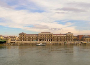 Study Abroad Reviews for SUNY Oswego: Budapest - Corvinus University of Budapest