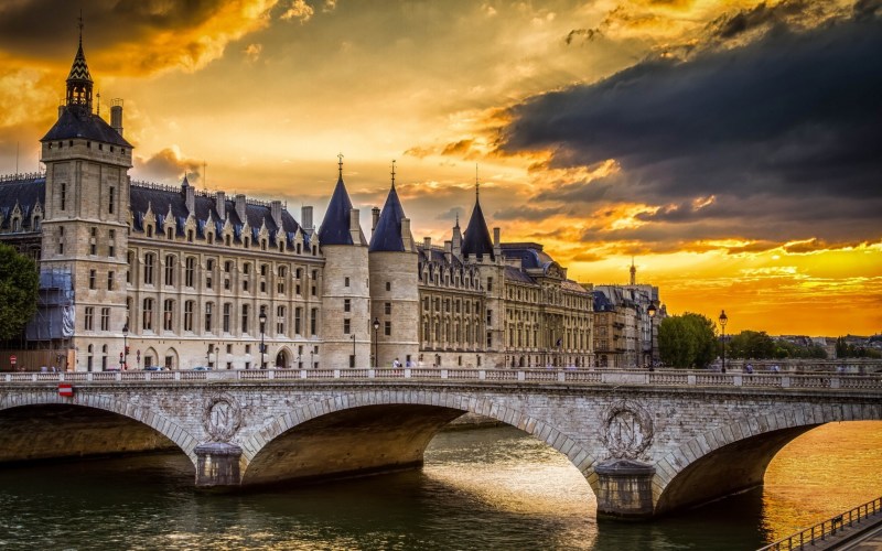 Purdue University Northwest Paris Art &amp; Photography in