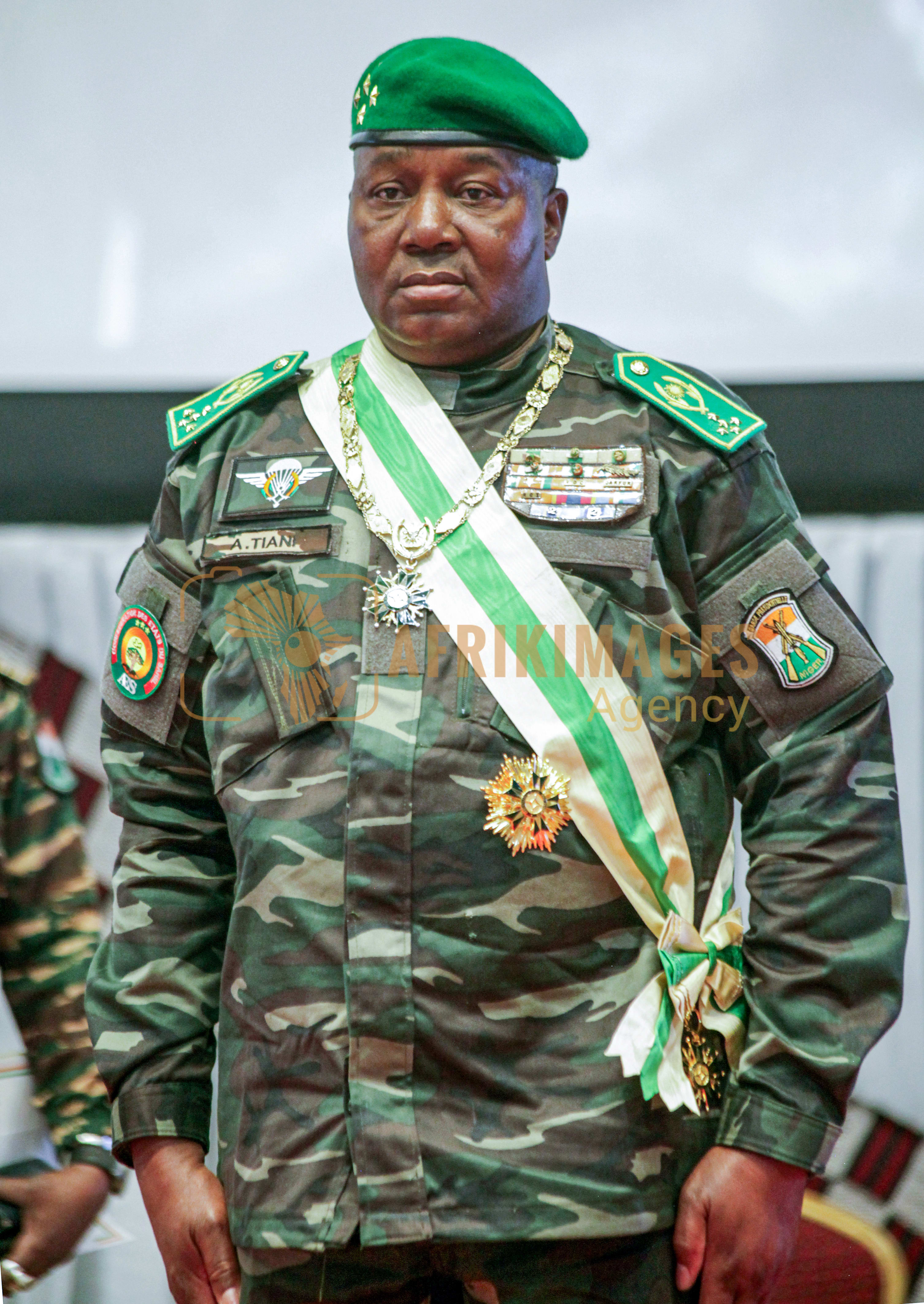tiani-investiture