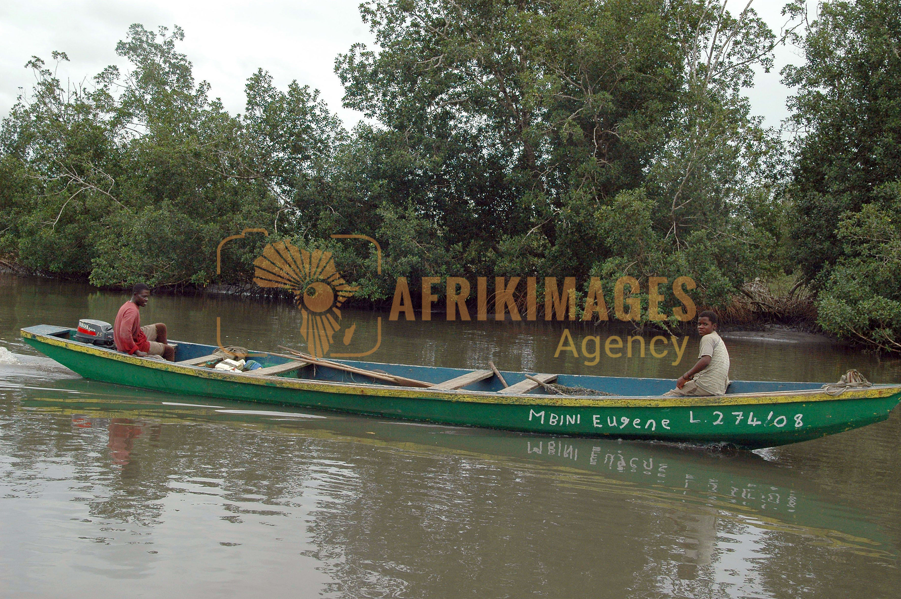 Afrikimages  gabon / pêche
