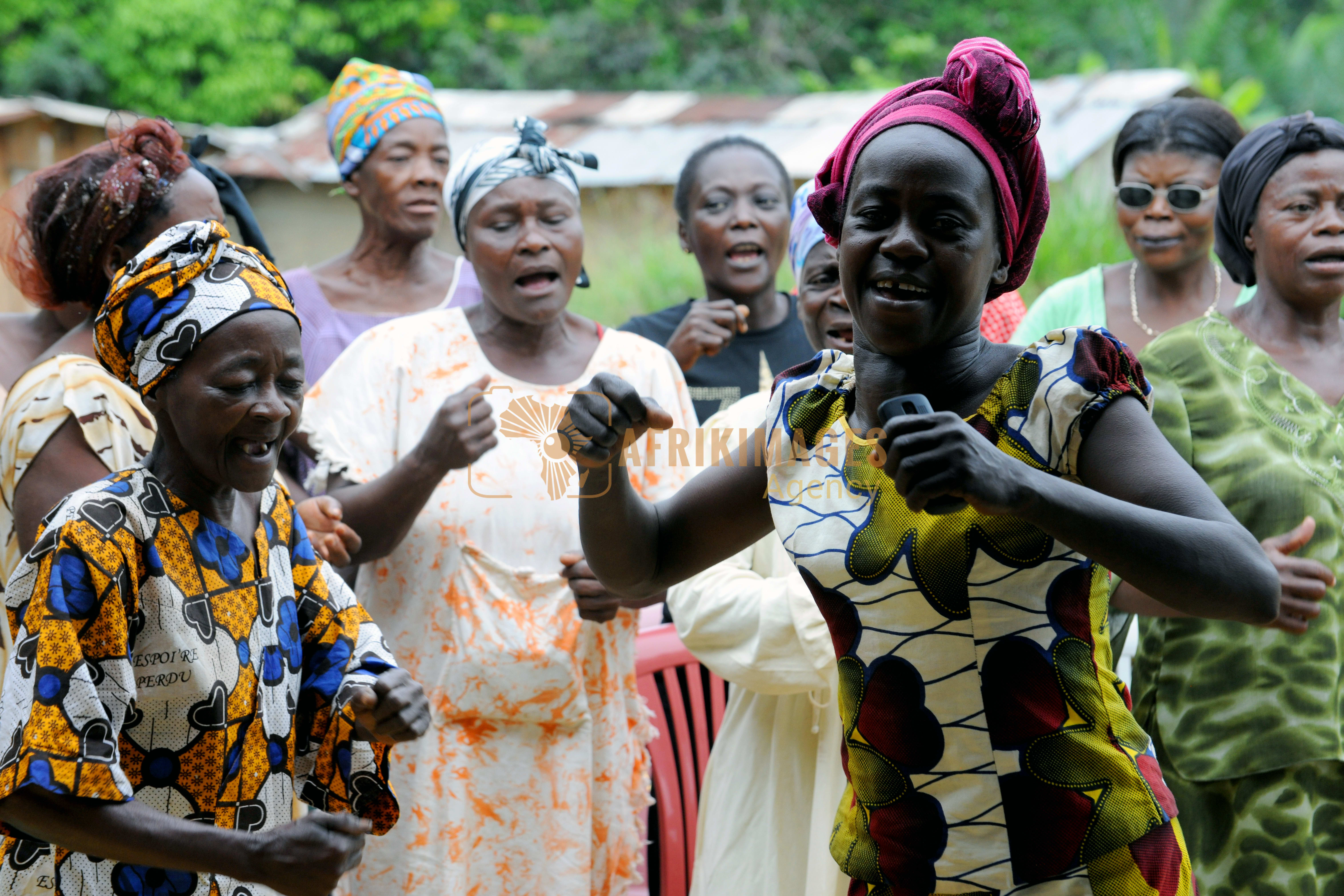 Afrikimages gabon / gens
