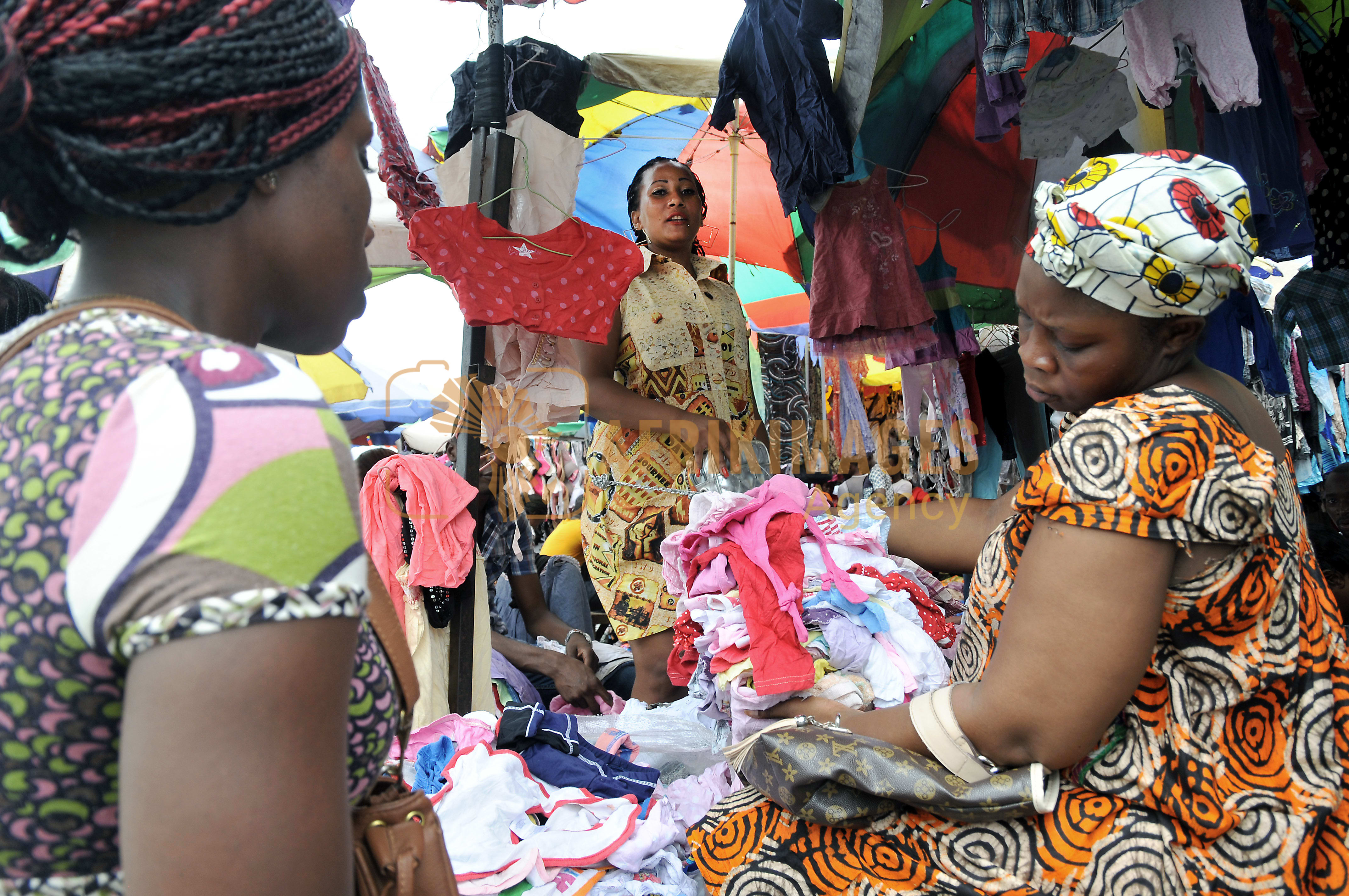 Afrikimages gabon / gens