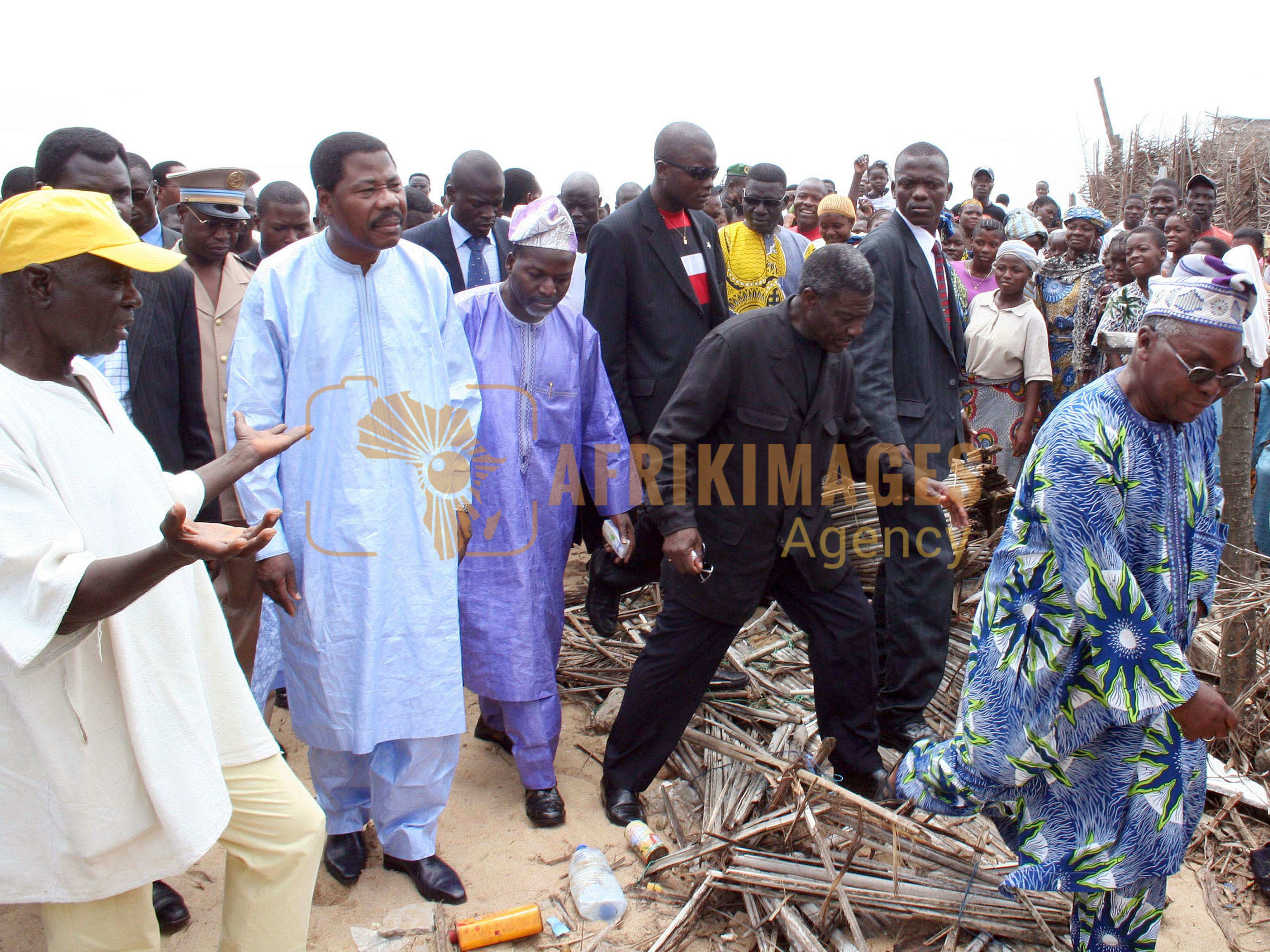 Afrikimages bénin /incendies & inondations