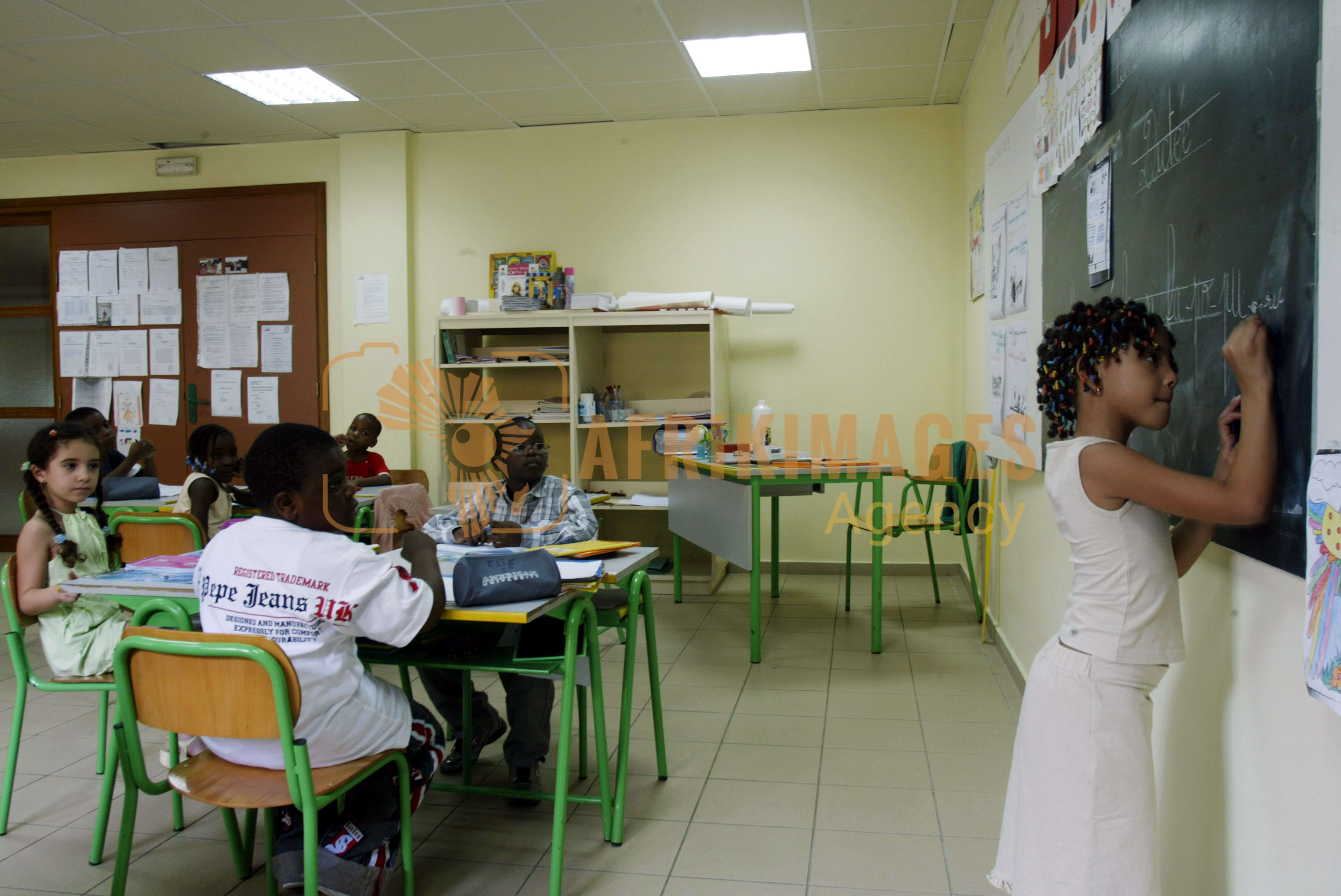 Afrikimages gabon  / écoles, collèges & lycée