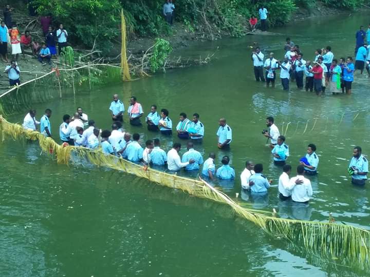 Baptism at the Sepik Mission Discipleship Youth Rally
