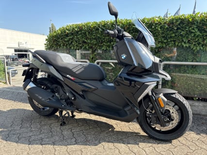 C 400 X