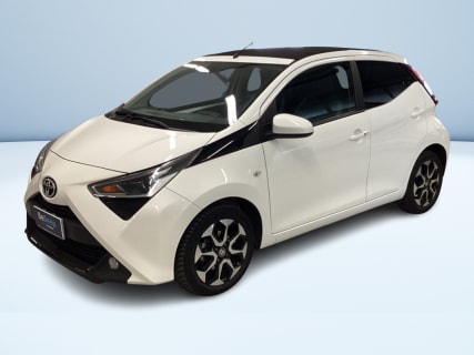 AYGO 5P 1.0 X-WAVE M-MT 72CV