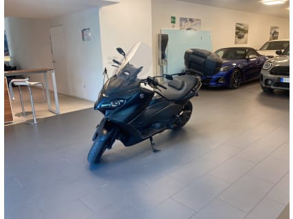 T-MAX 560