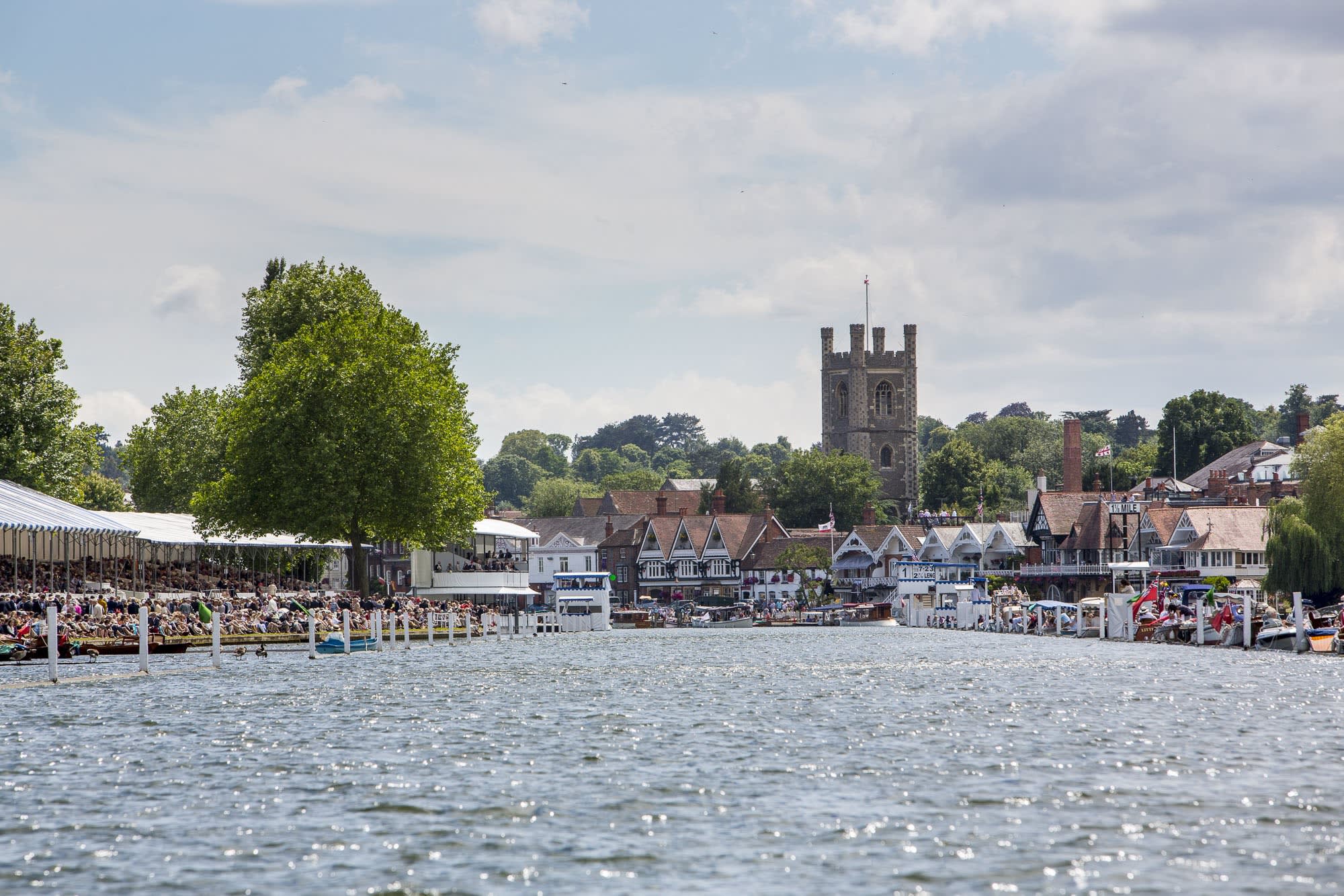 Henley town centre and river