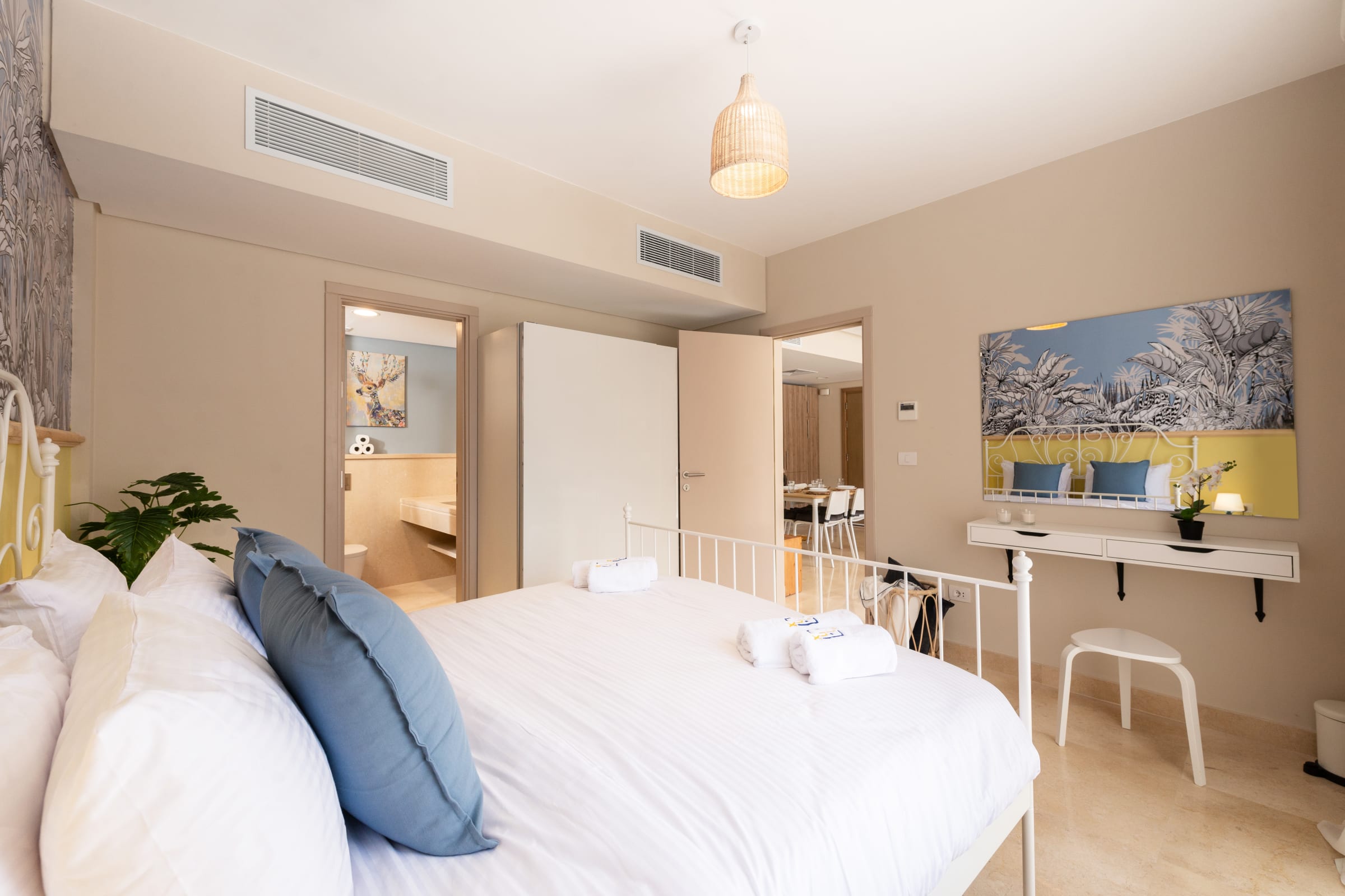 Exotic 1BDR w/ Outdoor Terrace | Pool & Beach Access — Apartment in Mangroovy Residence, El Gouna, Egypt — photo 9