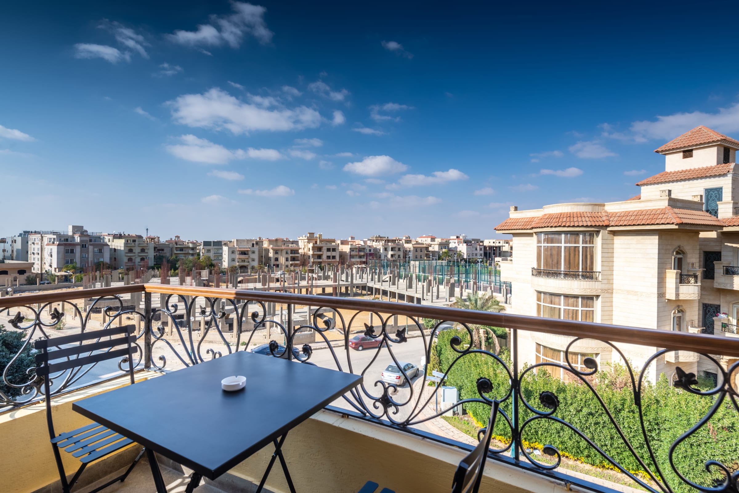 The Sleek & Ritzy 2 BDR | 15 min from CAI Airpt. — Apartment in 6 Al Nakhil new cairo, Cairo, Egypt — photo 31