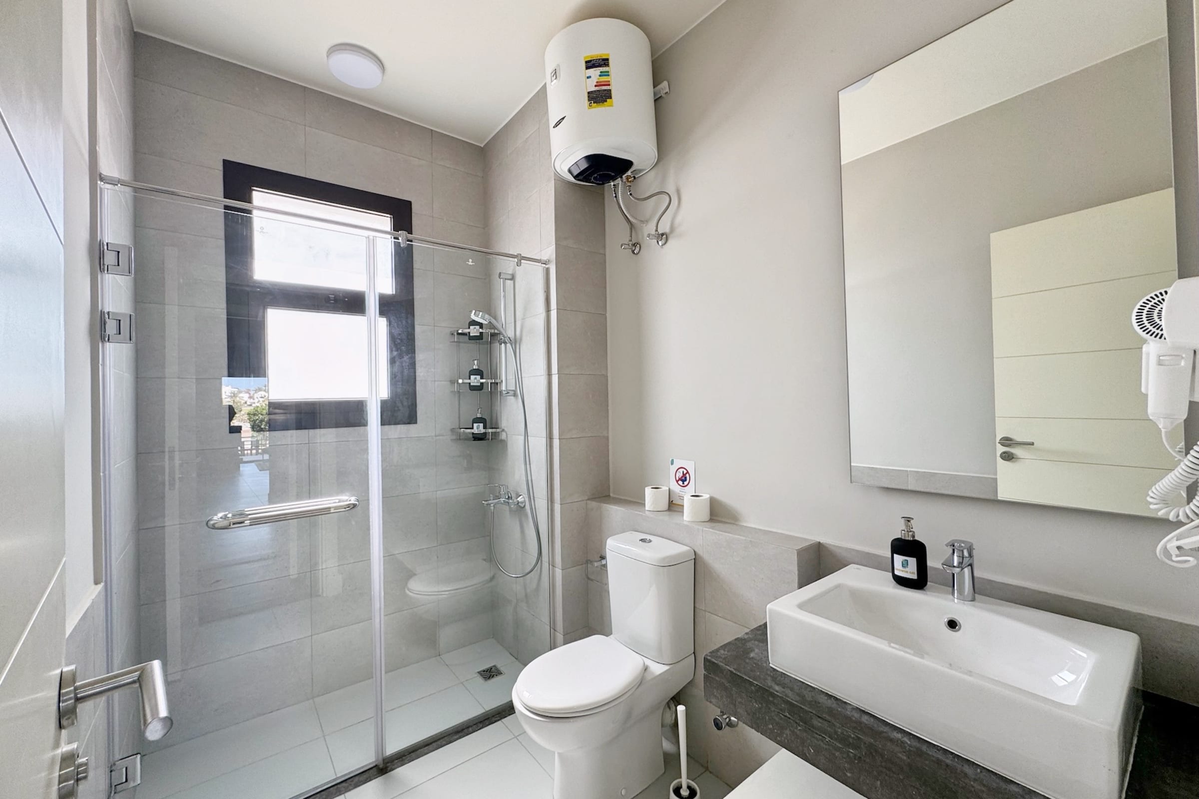Cordial 2 BDR w / Pool Access @ Cyan El Gouna — Apartment in CM68+2G6, الجونة، الغردقة،،, Hurghada 2, Red Sea Governorate 1982710, El Gouna, Egypt — photo 19