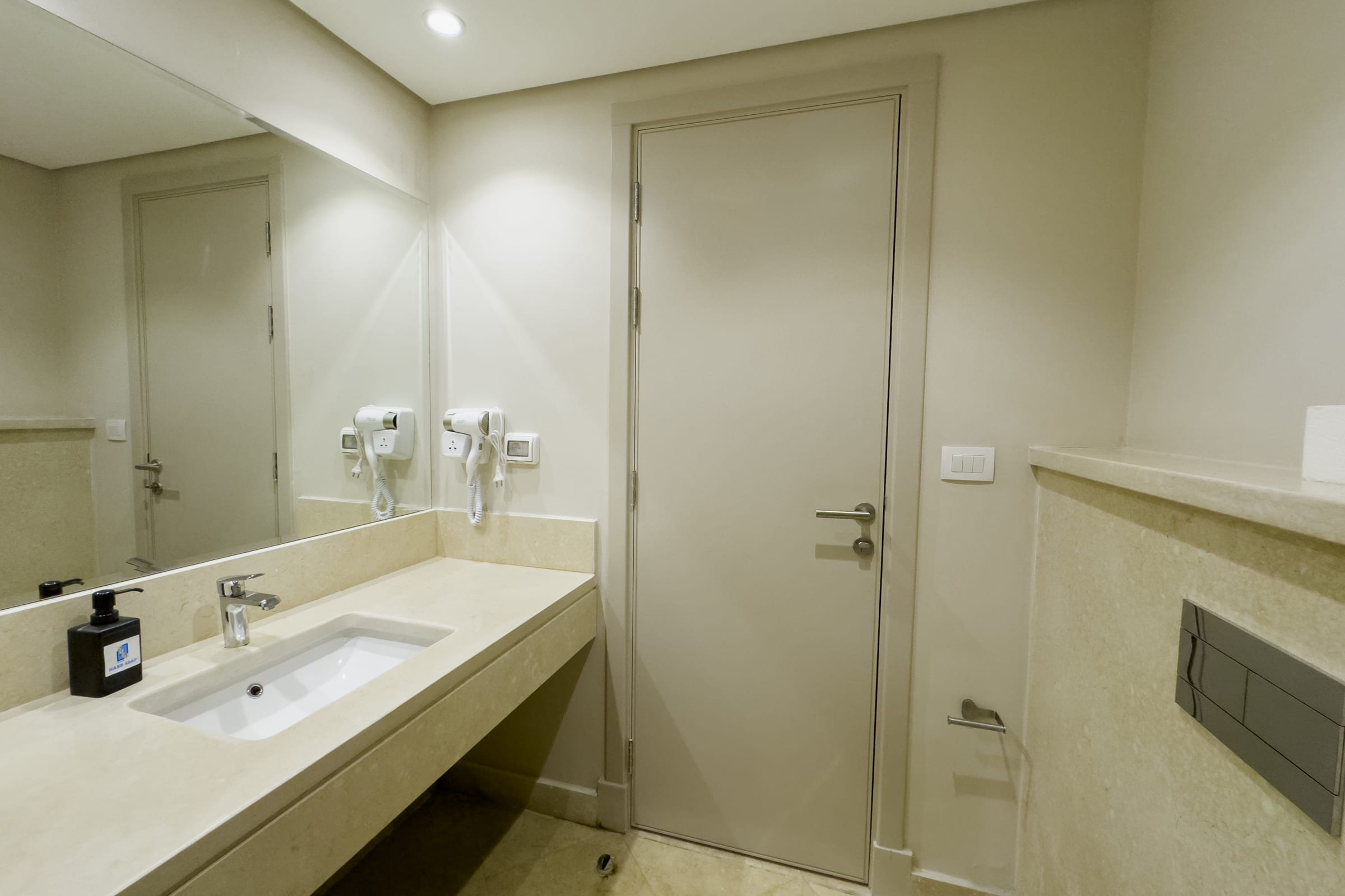 Tropical 2BDR W/Rooftop @ Mangroovy | Pool & Beach Access — Apartment in Mangroovy Residence, El Gouna, Egypt — photo 15