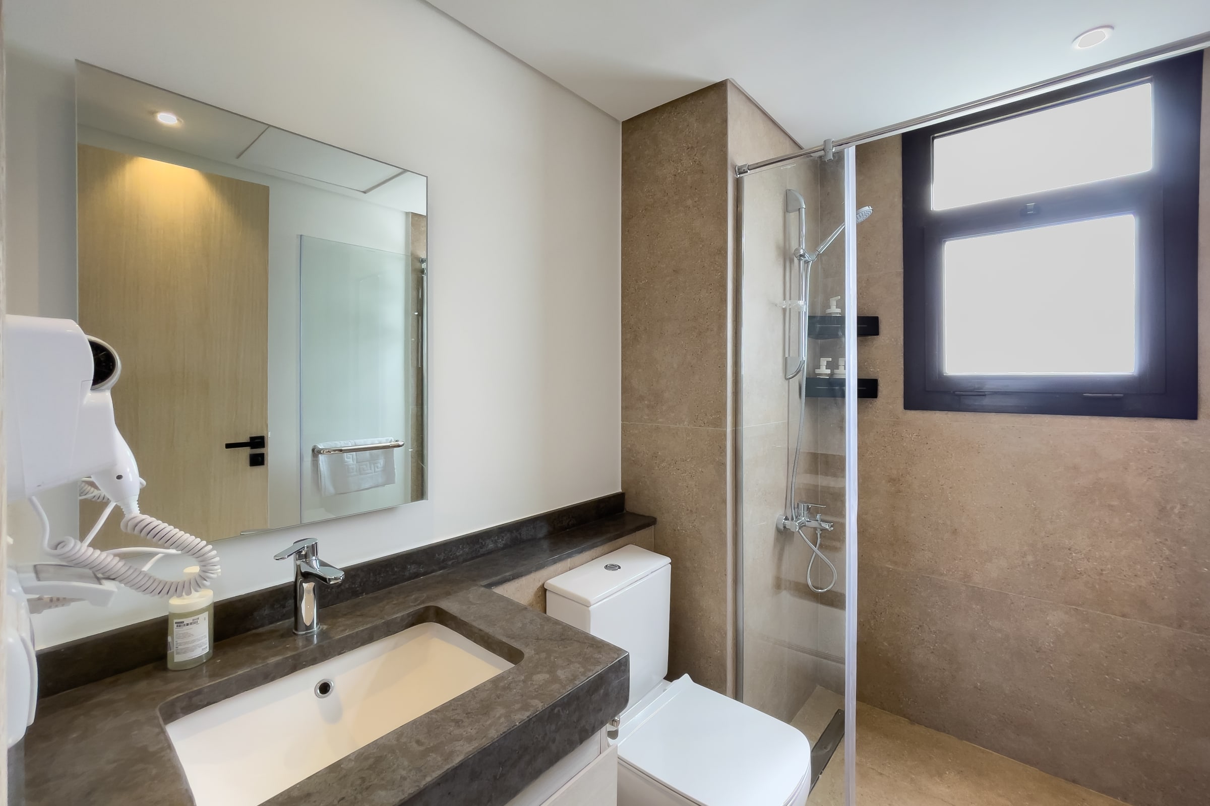 Prim & Pleasing 1BDR @ Kamaran El Gouna — Apartment in Kamaran, El Gouna, Egypt — photo 17