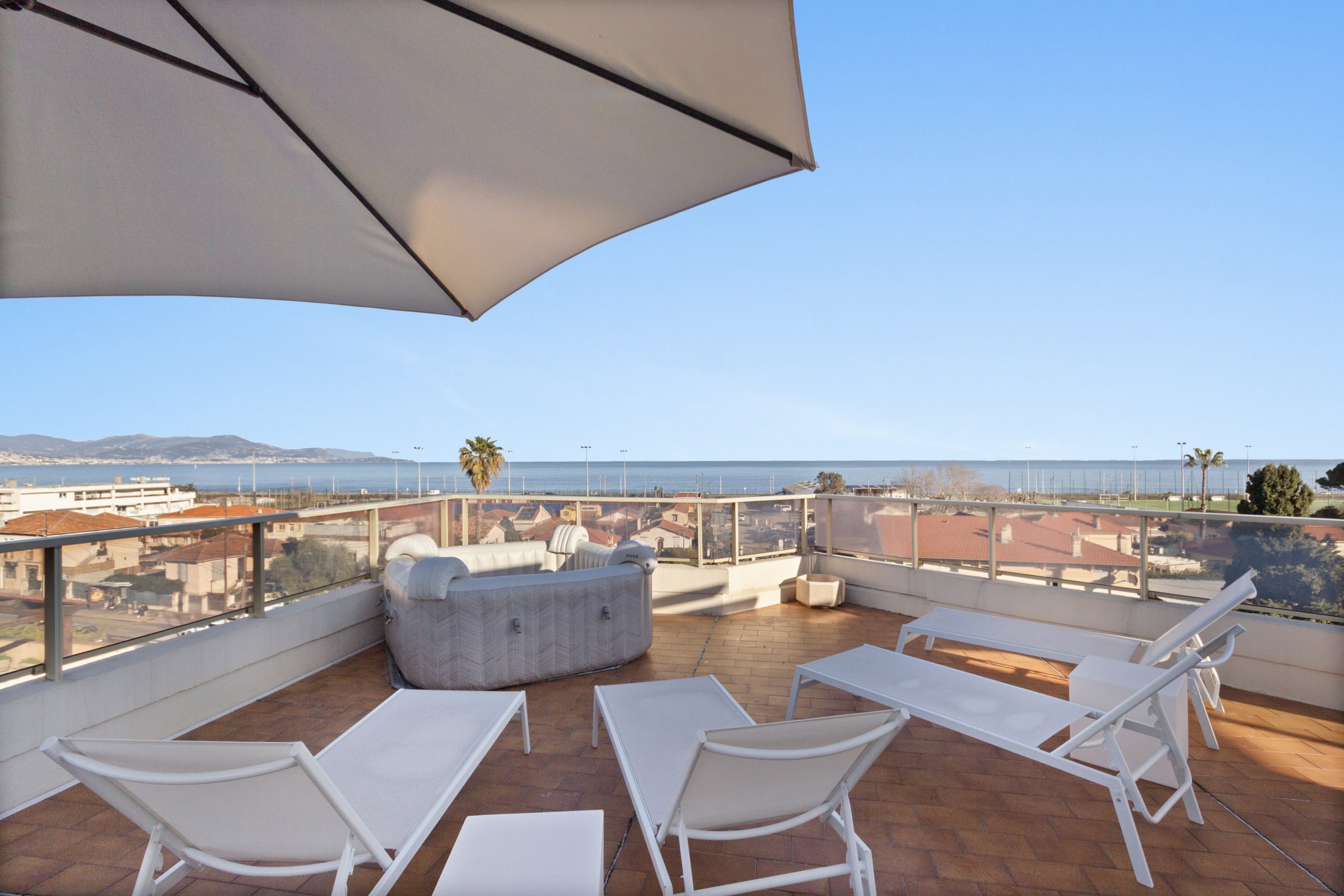 T3 6P ANTIBES LMS - LE ROOFTOP