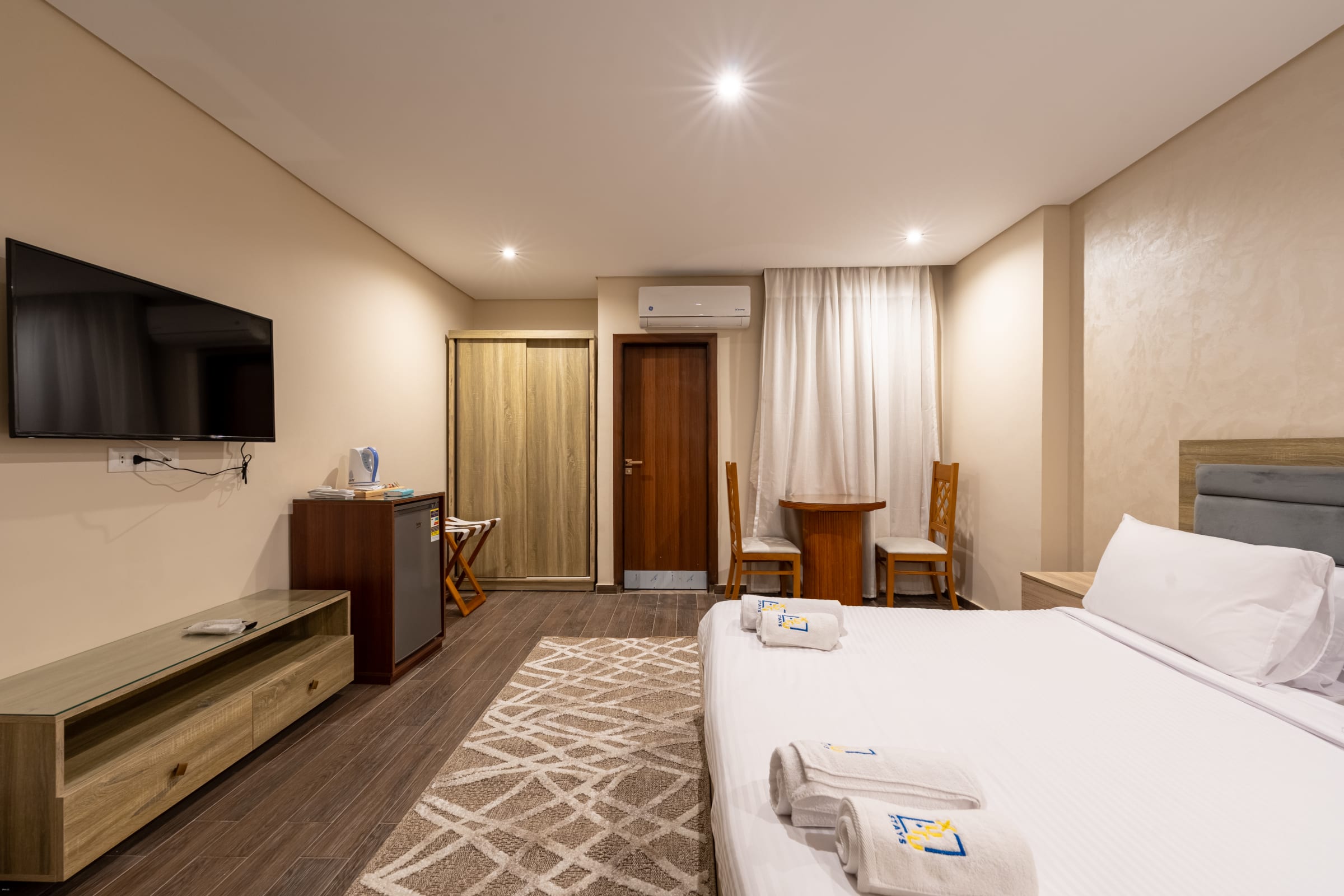 Pyramids Global Suites - Queen Standard Room — Unit in 5 King Faisal St, Kafr Nassar, Al Haram, Giza Governorate 3524020, Giza, Egypt — photo 3