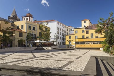  FUNCHAL - COLOMBO SQUARE