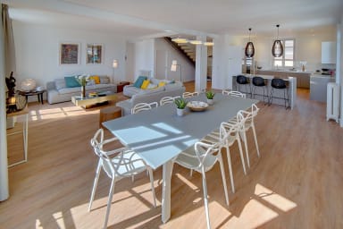 IMMOGROOM - Magnificent 180m² duplex apartment - Parking - Air conditioning