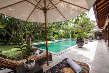 Villa Kiki | 3 bedrooms Private villa rental in Seminyak Bali