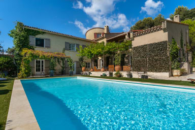 Bastide La Chêneraie. Serenity Rentals / Location saisonnière & Conciergerie