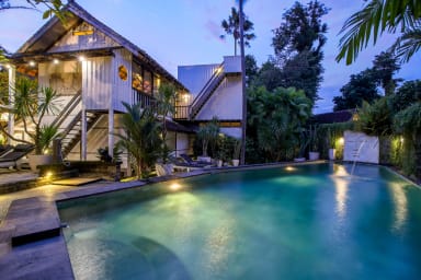 Villa Sembunyi | 5 bedroom private luxury villa rental next to Seminyak Bali