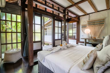 Villa Sembunyi | 5 bedroom private luxury villa rental next to Seminyak Bali