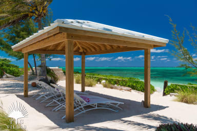 Reef Pearl's beachfront (covered) lounging area.