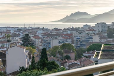 Terrasse avec vue mer panoramique piscine parking Cannes Centre ☀LIVE IN CA