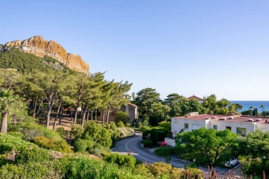Voiles Blanches par Dodo à Cassis