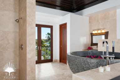Bathroom with tub overlooking Turtle Cove Marina.