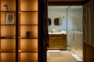 The bathroom in Groundfloor Bedroom 1