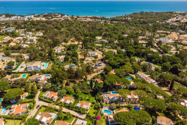 Our villa is only 800 meters from the beaches