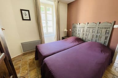 For rent flat 4 people Bonnieux swimming pool