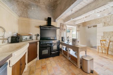 Well-being and relaxation holidays in Provence with swimming pool