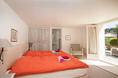 Cosy property to rent in the heart of the Petit Luberon in Ménerbes