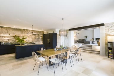 Well-being and relaxation holidays in Provence with swimming pool