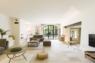 Magnificent house to rent in the heart of Provence with swimming pool