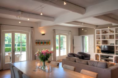Romantic holidays in the heart of the Petit Luberon in Ménerbes