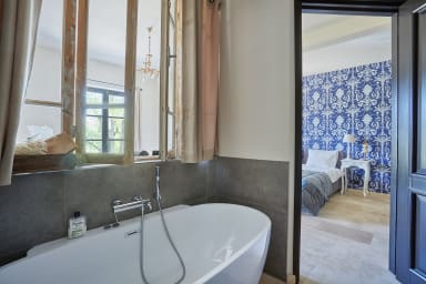 Vacances bien-être et relaxation en Provence avec piscine chauffée