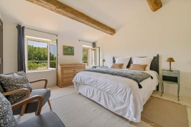 Dream holiday with exceptional view in Saint Saturnin d'Apt